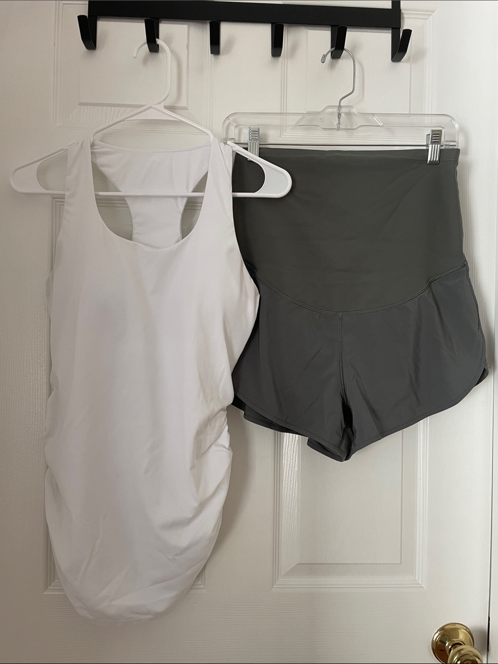 CRZ Yoga Maternity Outfit